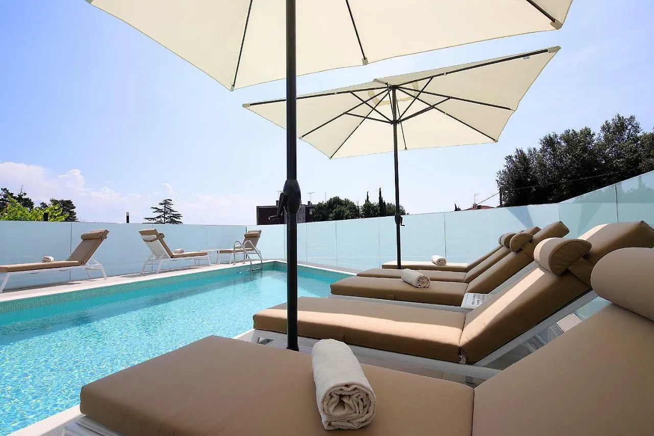Stylish Apartment 100 M From The Beach Opatija Kroatien
